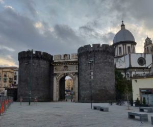 Porta Capuana la porta di accesso al Centro Storico