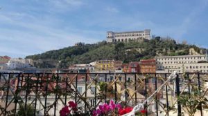 Bed and Breakfast a Napoli Mansarda Valù vista dal terrazzo