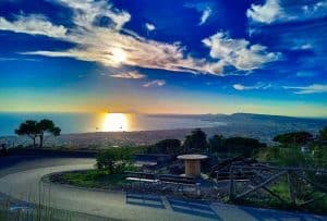 Panorama del Golfo di Napoli visto dal Vesuvio